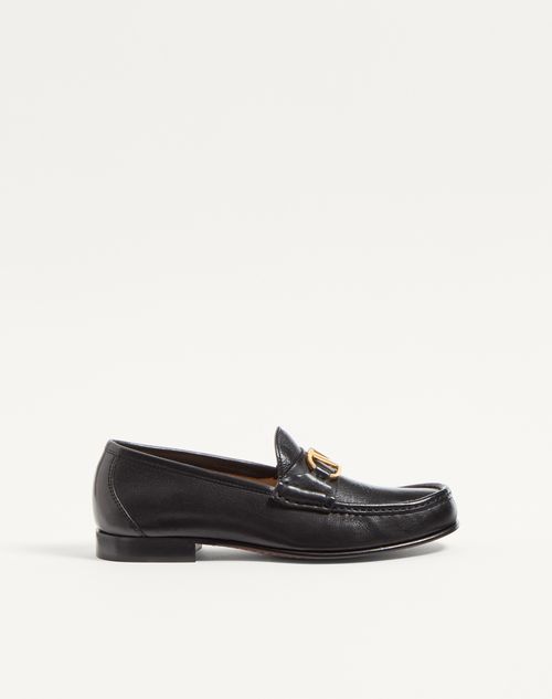 Valentino Garavani - Vlogo Signature Buffalo Loafer 20mm - Black - Woman - Loafers